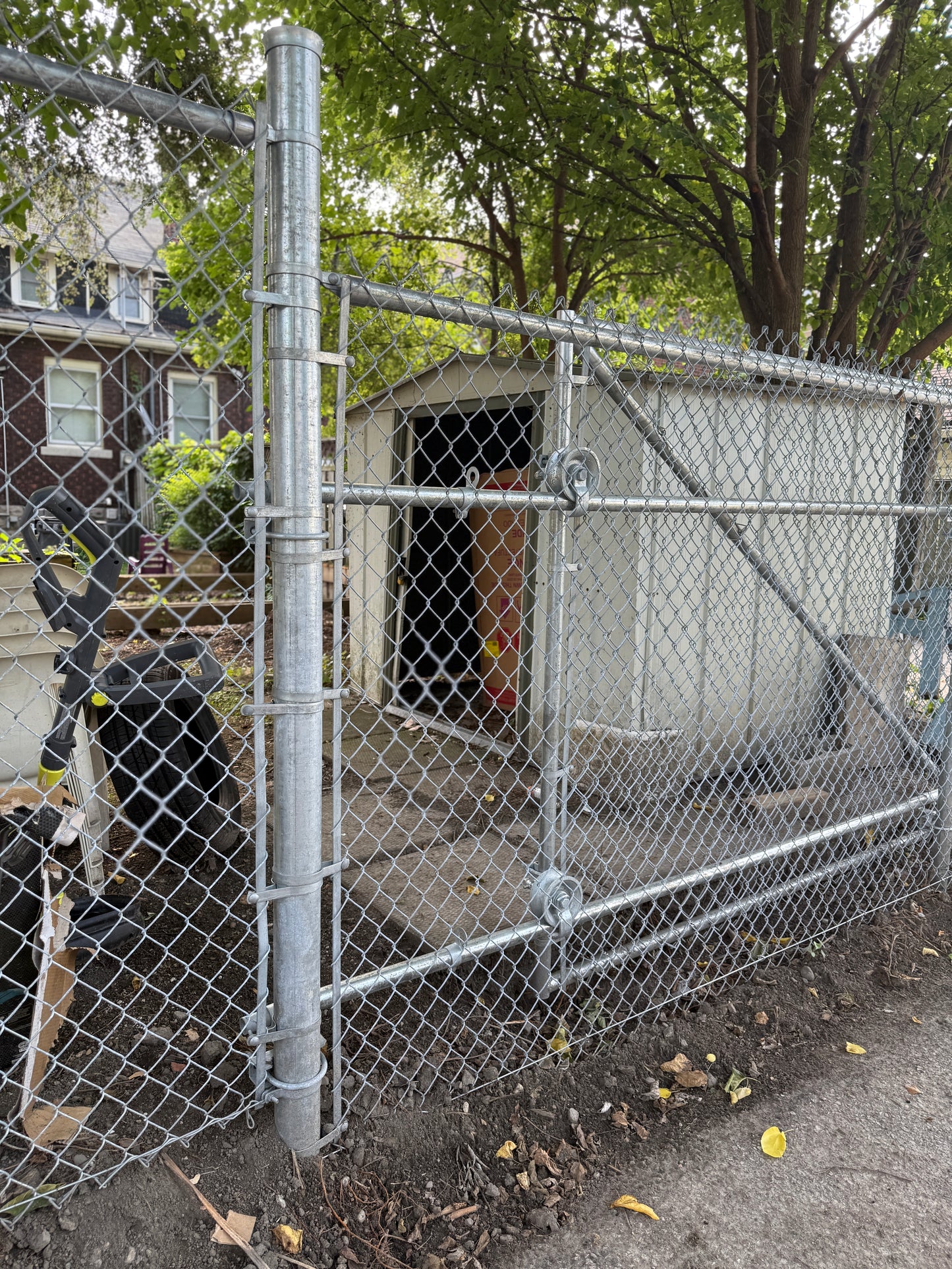 Main Post 3 ½” x 10'6” Industrial Galvanized Chain Link